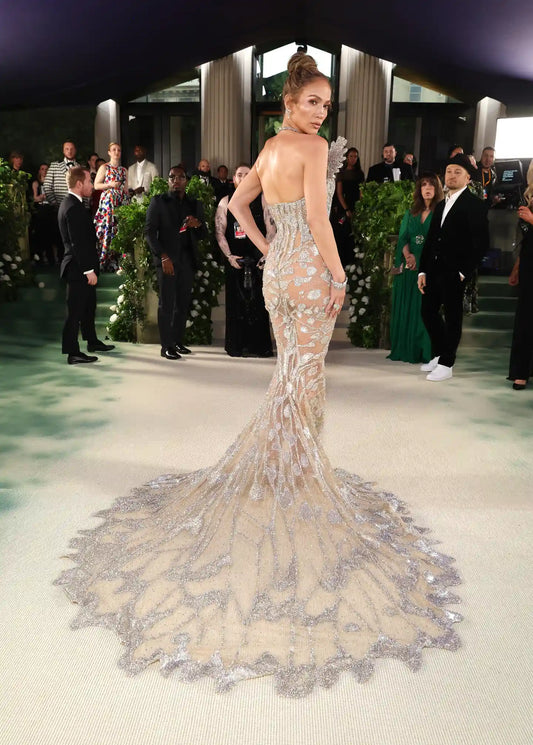 Met Gala 2024: dresses made out of sand, corsets and power poses